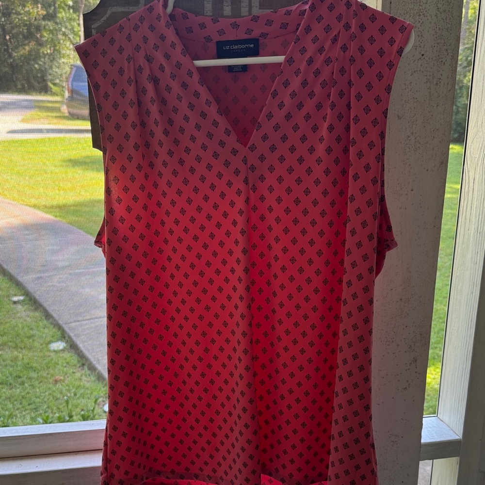 Liz Claiborne Red Patterned Sleeveless Blouse